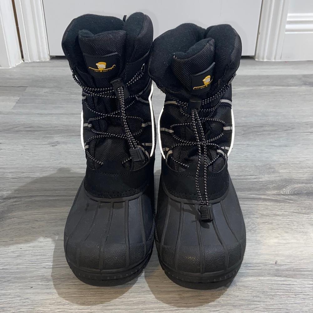 Arctic Shield snow boots